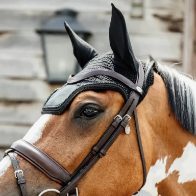 Image of Kentucky Fly Veil Wellington Velvet Pearls