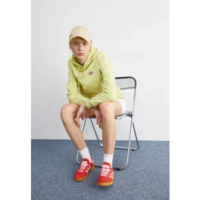 Image of adidas Originals Handball Spezial Unisex Trainers, Women&#039;s, Size: 3.5, Bright red/clear pink Suede