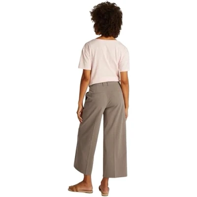 Image of Tommy Hilfiger Stretch WIDE LEG CROP PANT Trousers, Women&#039;s, Size: 6, Tundra brown