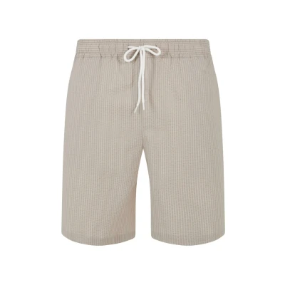 Image of Urban Classics Basic Seersucker Shorts, Men&#039;s, Size: Small, Cloud