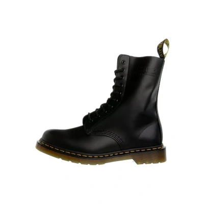 Image of Dr. Martens Originals 1490 10 EYE BOOT Laceup boots, Size: 7, Black Leather
