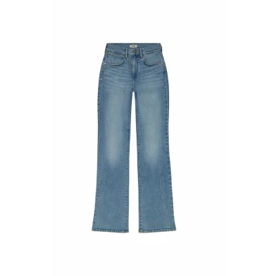 Image of Wrangler Women&#039;s Bootcut, Southeast, 24W / 32L