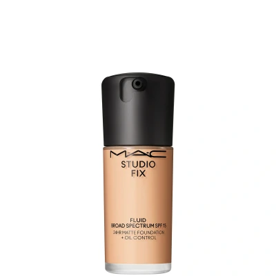 Image of MAC Studio Fix Fluid Broad Spectrum SPF15 Foundation 30ml (Various Shades) C4