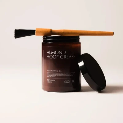 Image of Grooming Deluxe Almond Hoof Grease