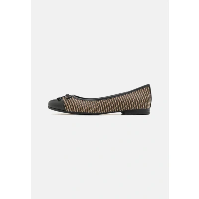 Image of MARCO TOZZI Women&#039;s 2 22103 42 Ballet Flat, Black Comb, 5 UK