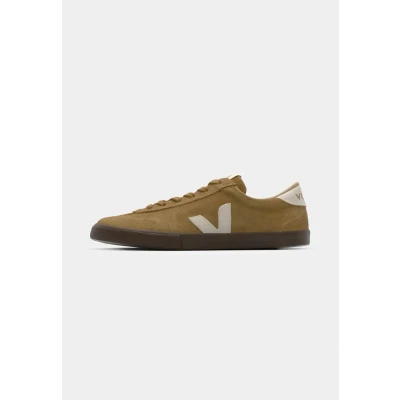 Image of Veja Volley Trainers, Men&#039;s, Size: 10, Tent/natural/eagle shoes