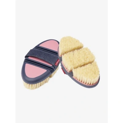 Image of LeMieux SS25 Flexibrush scrubbing