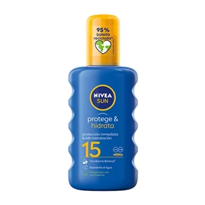 Image of NIVEA Sun Protect &amp; Moisture Cream Spray SPF15 200ml