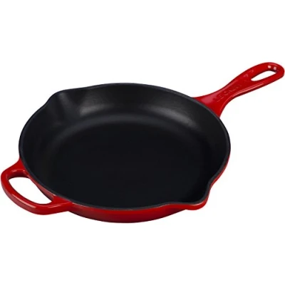 Image of Le Creuset Skillet Signature Cerise ø 23 cm enamelled non stick coating