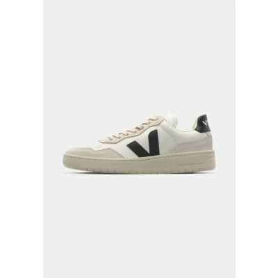 Image of Veja V 90 Trainers, Men&#039;s, Size: 8.5, White/black shoes