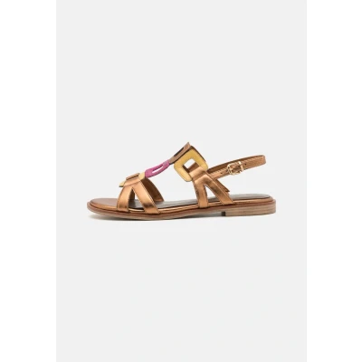 Image of Marco Tozzi Sandals, Women&#039;s, Size: 7, Bronce shoes