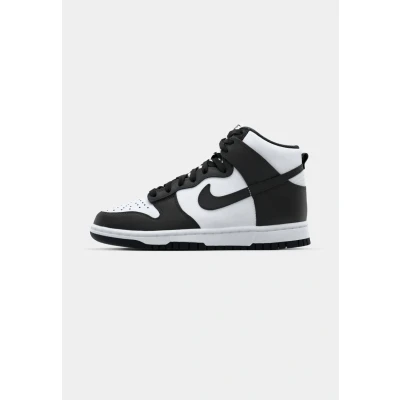 Image of NIKE Sportswear DUNK HI Retro Bttys Hightop trainers, Men&#039;s, Size: 11.5, White/black/total orange Leather and textile