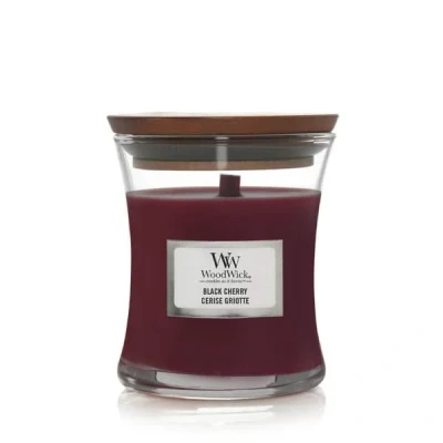 Image of WoodWick Scented Candle Medium Black Cherry 11 cm / ø 10