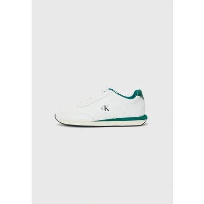 Image of Calvin Klein Men&#039;s Retro Runner Ess LTH Ym0ym01355 Low Top, White Bright Galapagos, 12 UK