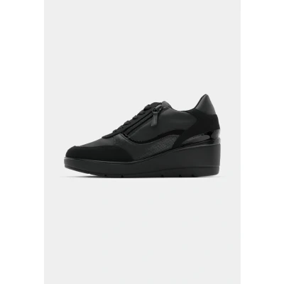 Image of Geox Women&#039;s D Ilde A Trainers, black, 7 UK