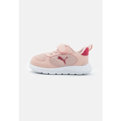 Image of Puma FUN Racer 2 Unisex Road running shoes for kids, Size: 8.5K, Rose quartz/port/island pink Imitation leather/ textile