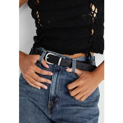 Image of Levi&#039;s Phoebe BELT Belt, Women&#039;s, Size: 28, Regular black