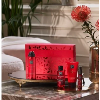Image of Rituals The Ritual of Ayurveda Sweet Almond &amp; Indian Rose Small Bath and Body Gift Set