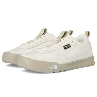 Image of The North Face Clyffe Unisex Trainers, Size: 12, White dune/clay grey Leather and textile