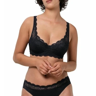 Image of Triumph Amourette Tshirt bra, Women&#039;s, Size: 34E, Black