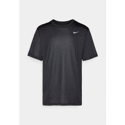 Image of Nike Performance TEE Reset Sports Tshirt, Men&#039;s, Size: Medium, Black/matte silver