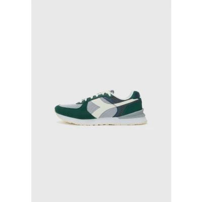 Image of Diadora Fenice Trainers, Men&#039;s, Size: 8, Green bistro Leather and textile