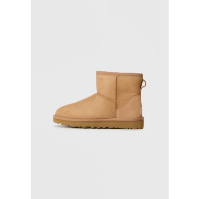Image of UGG Classic MINI ankle boots, Women&#039;s, Size: 3, Chestnut Sheepskin