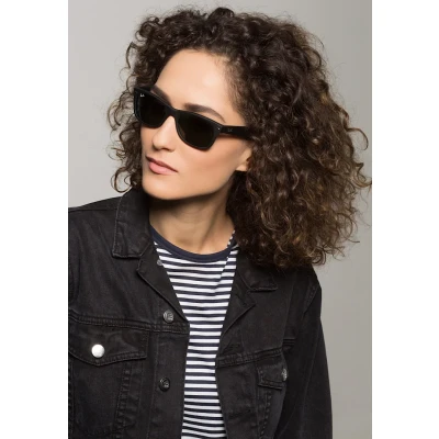 Image of Ray Ban Unisex Sunglasses, Size: 55, Schwarz