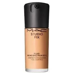 Image of MAC Studio Fix Fluid Broad Spectrum SPF15 Foundation 30ml (Various Shades) C4.5