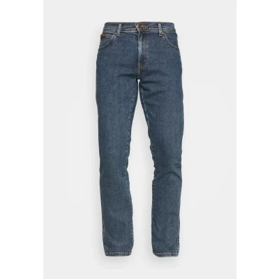 Image of Wrangler Texas Slim fit jeans, Men&#039;s, Size: 32x32, Stonewash
