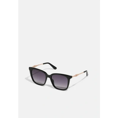 Image of Guess Sunglasses, Women&#039;s, Size: One Size, Shiny black/gradient smoke