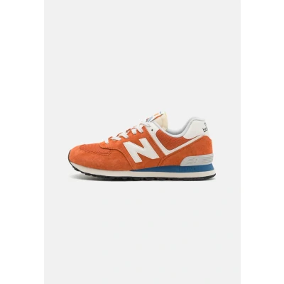 Image of New Balance U574 Unisex Trainers, Size: 3.5, Infield clay Leather and textile