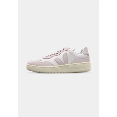 Image of Veja V 90 Trainers, Women&#039;s, Size: 6, Lassi/petale Leather