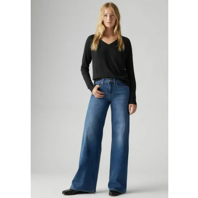 Image of Levi&#039;s Women&#039;s 318 Shaping Wide Leg Jeans, Clever Girl, 29W / 32L