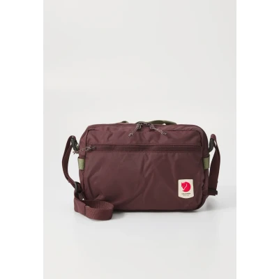 Image of Fjällräven Unisex High Coast Crossbody Sports pouch, Brown, One Size, Sport