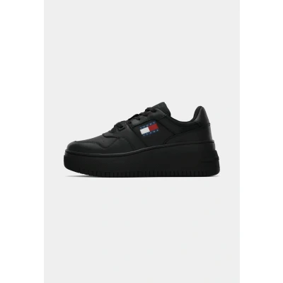 Image of Tommy Jeans Retro Basket Flatform Trainers, Women&#039;s, Size: 3.5, Triple black Leather and textile