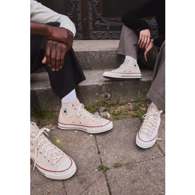 Image of Converse Chuck Taylor ALL STAR 70 HI Hightop trainers, Size: 5.5, Parchment Textile