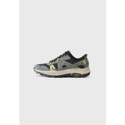 Image of Skechers Men&#039;s X John Deere Equalizer 5.0 Trail Harvester Sneaker, Charcoal, 9.5 UK