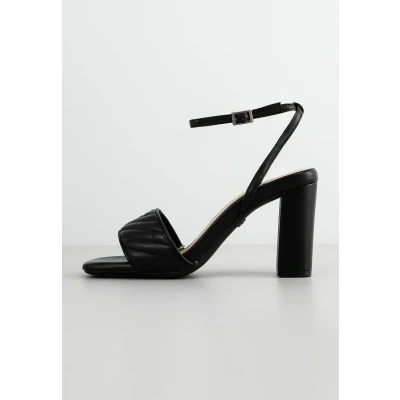 Image of s.Oliver Sandals, Women&#039;s, Size: 6, Black Synthetics