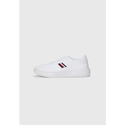 Image of Tommy Hilfiger Trainers, Men&#039;s, Size: 6.5, White shoes