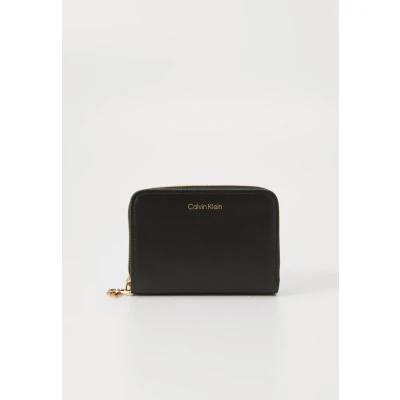 Image of Calvin Klein Women&#039;s Ck Puller Medium Flap Zip Around Lv04f1075g Wallets, Black (Black), One Size