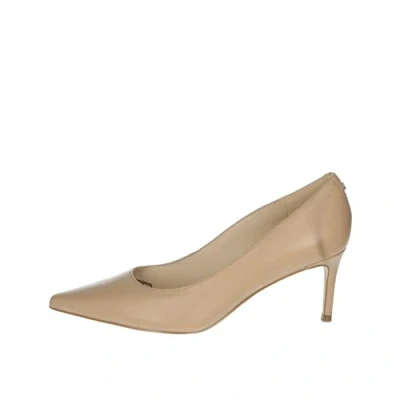 Image of Guess Bravo Classic heels, Women&#039;s, Size: 2, Sand Leather