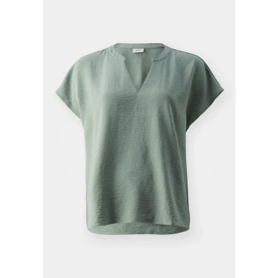 Image of JDY Jdylion Basic Tshirt, Women&#039;s, Size: 14, Chinois green