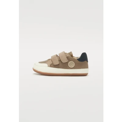 Image of Gioseppo Ripton Unisex Trainers for kids, Size: 27, Taupe shoes