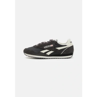 Image of Reebok Classic AZ Trainers, Women&#039;s, Size: 5, Washed black/chalk Leather and textile