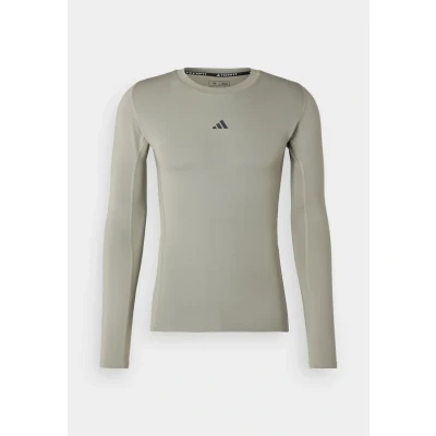 Image of adidas Performance Techfit Compression Long Sleeve sleeved top, Men&#039;s, Size: Small, Silver pebble