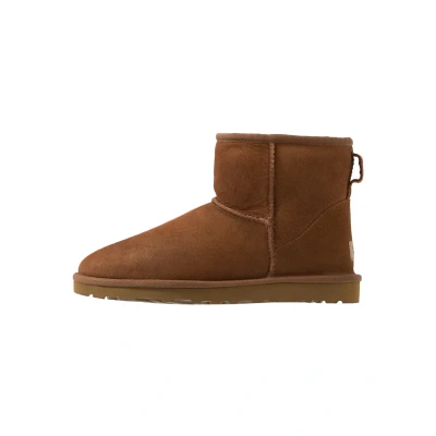 Image of UGG Classic MINI ankle boots, Men&#039;s, Size: 6, Chestnut Suede