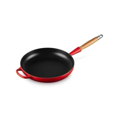 Image of Le Creuset Frying Pan Signature Cerise ø 26 cm / 2 Liter enamelled non stick coating
