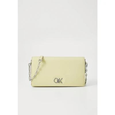 Image of Calvin Klein LOCK MINI Chain BAG Across body bag, Women&#039;s, Size: One Size, Parsnip