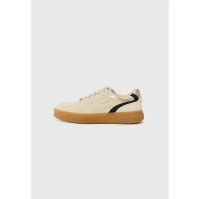 Image of Tamaris Women&#039;s Low 1 23663 45 Trainers, White Ivory Comb, 7.5 UK